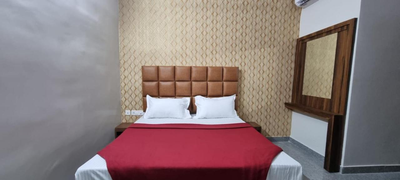 The Appolo Regency Apartment Chennai Ngoại thất bức ảnh